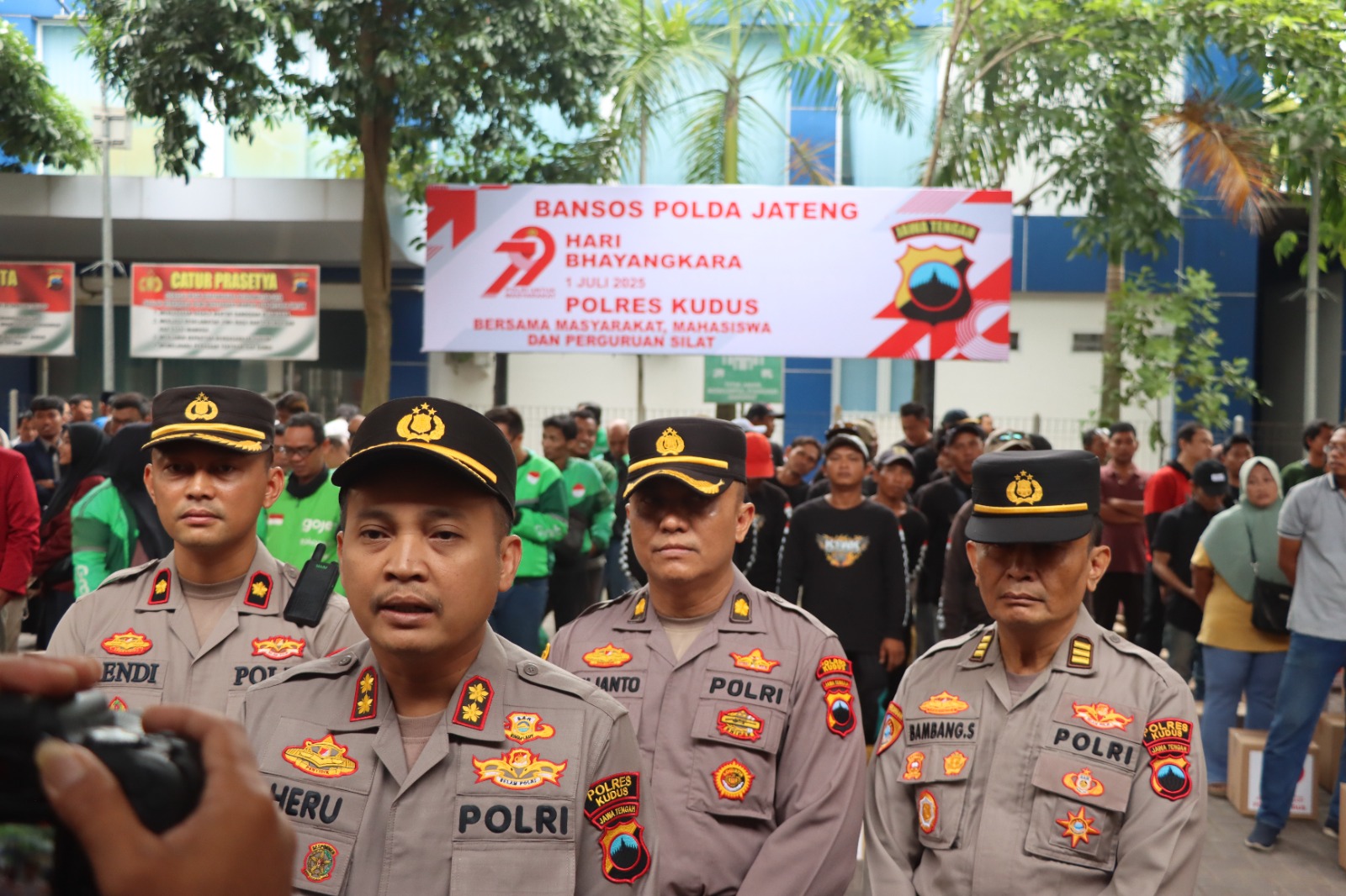 Polres Kudus Salurkan 750 Paket Bantuan Sosial Sambut HUT Bhayangkara ke-79